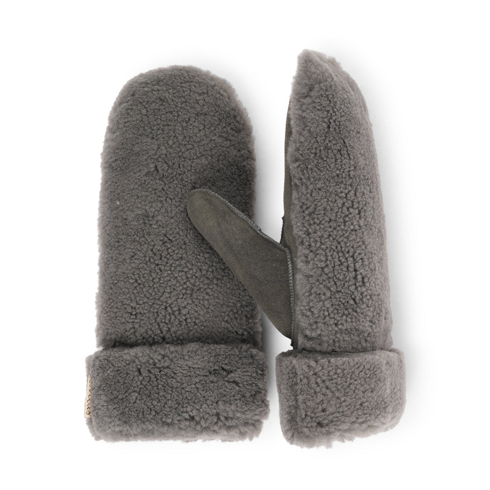 The cozy&nbsp;Colon mittens are made of 100% Australian double faced shearling.


The palm&nbsp;is soft sheep skin and the beautiful upper, cuff and the lining are curly sheep fur. The thumb is made with only one side sawing for the best comfort and style.

Our&nbsp;Colon mittens are extra long which means that you can fold and wear them in 4 different ways.

with a larger and around 7 cm wide cuff
A shorter 4 cm cuff which gives the mittens a lightly different look.
A super short 1 cm cuff which gives you 