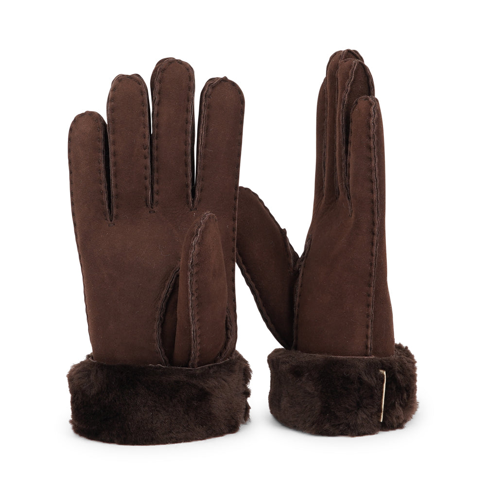 Where Elegance Meets Warmth

Elevate your winter wardrobe with our luxurious Kelly Shearling Gloves. Crafted from supple sheep leather, these gloves are designed to provide you with both style and warmth during the colder months.

These gloves are uniquely long and slim, providing a sleek and feminine silhouette that not only keeps you warm but also adds a chic touch to any outfit.