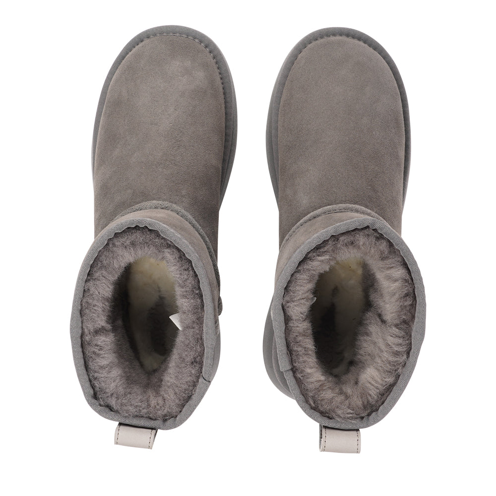 Crafted for unparalleled comfort, these luxurious shearling boots are your perfect winter companion. With soft, durable rubber soles, they provide the confidence to navigate colder months while keeping your feet protected from the elements.

The Prayon boots go beyond mere functionality—effortlessly combining warmth and style, they offer a seamless blend of fashion and practicality.