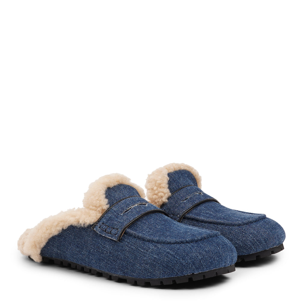 Lovelies  Studio - Designed to envelop your feet in cozy warmth, these mules offer an unbeatable blend of plushness and support. The durable rubber sole ensures long-lasting comfort and resilience, making them the perfect companion for chilly days. Treat your feet to the luxury they deserve.