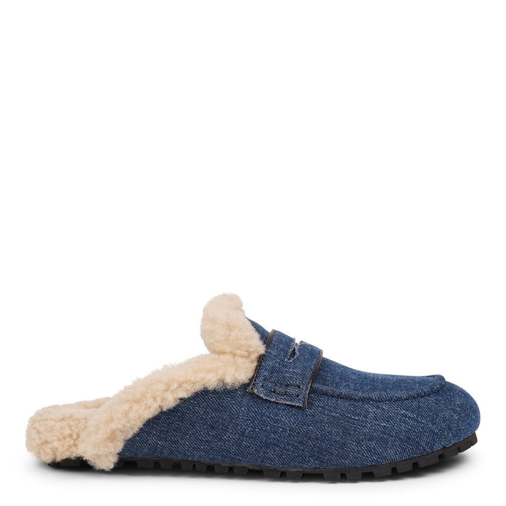 Lovelies  Studio - Designed to envelop your feet in cozy warmth, these mules offer an unbeatable blend of plushness and support. The durable rubber sole ensures long-lasting comfort and resilience, making them the perfect companion for chilly days. Treat your feet to the luxury they deserve.