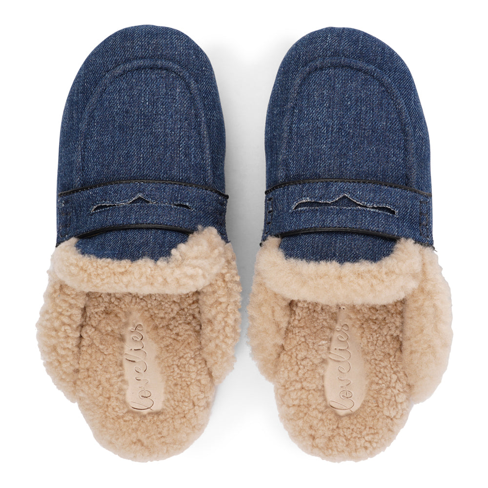 Lovelies  Studio - Designed to envelop your feet in cozy warmth, these mules offer an unbeatable blend of plushness and support. The durable rubber sole ensures long-lasting comfort and resilience, making them the perfect companion for chilly days. Treat your feet to the luxury they deserve.