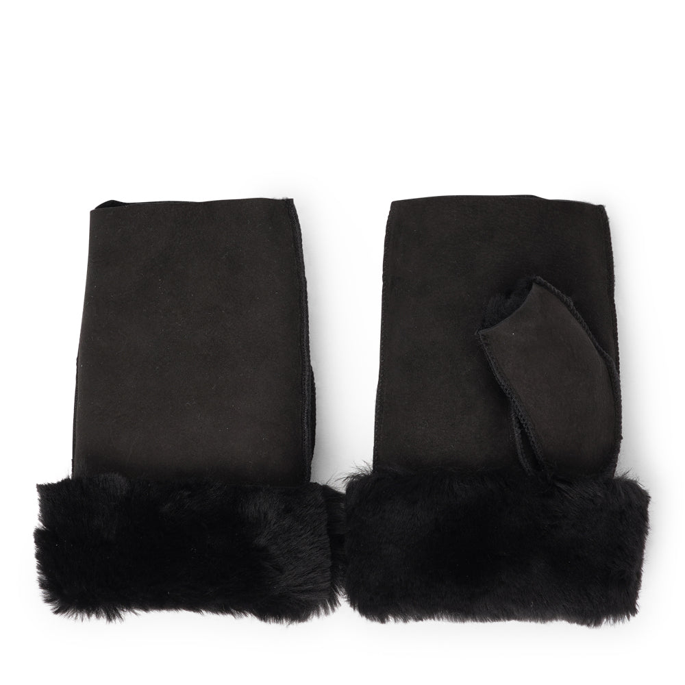 Meet the Uccea Shearling Muffedice—crafted from 100% Australian double-faced shearling for ultimate coziness.

With a soft sheepskin palm and upper, plus a plush sheep fur cuff and lining, these mitts bring serious warmth and style to any winter look.